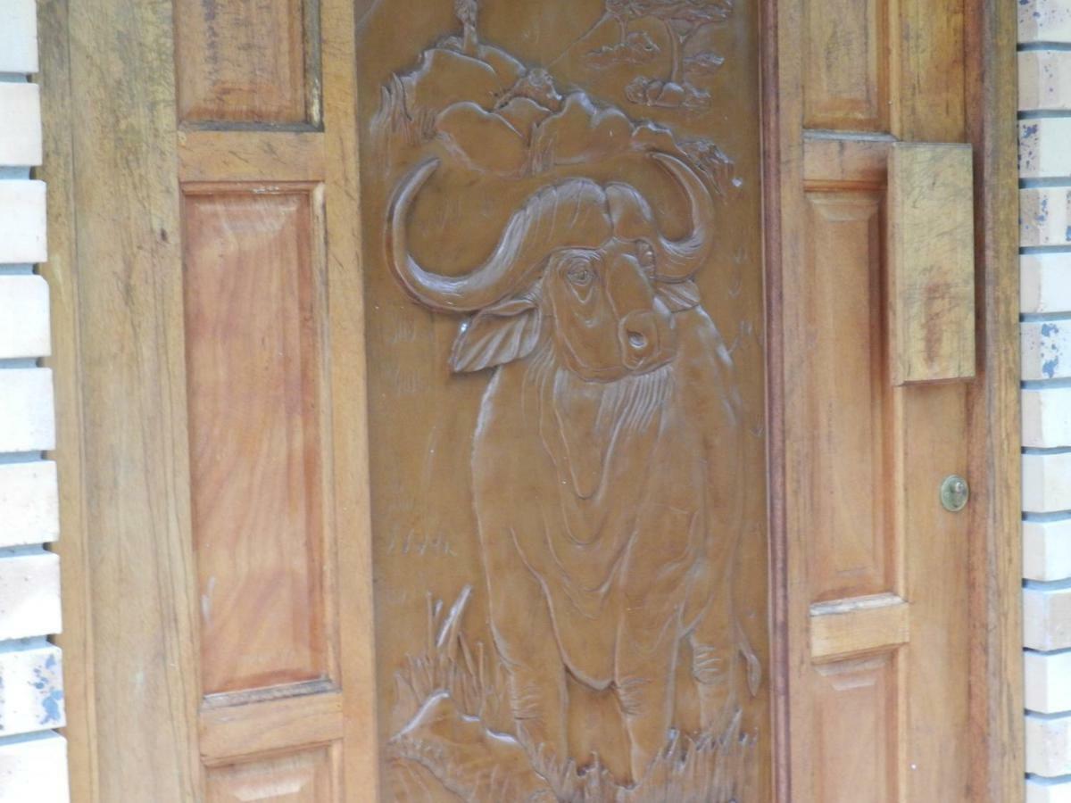 Buffalo Marloth Park Dış mekan fotoğraf